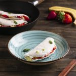 Tapioca com Morango, Banana e Creme de Castanha-de-Caju